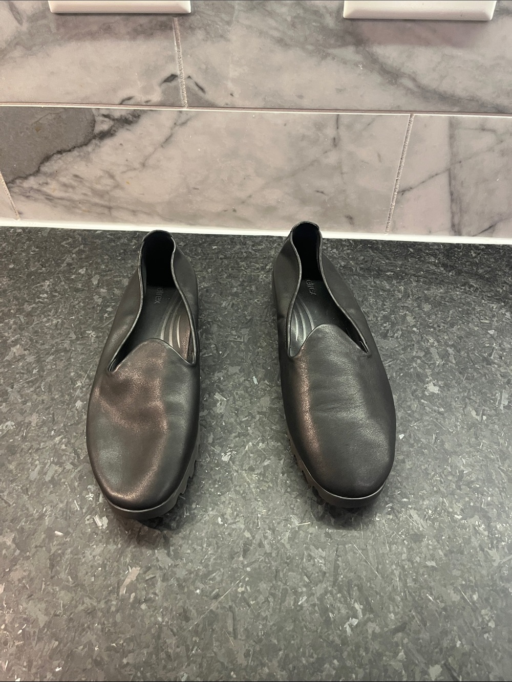 Aetrex Black Leather Slip-On Loafers
